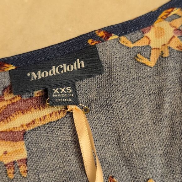 NWT ModCloth Pinata print Tunic blue size XXS - Picture 4 of 9